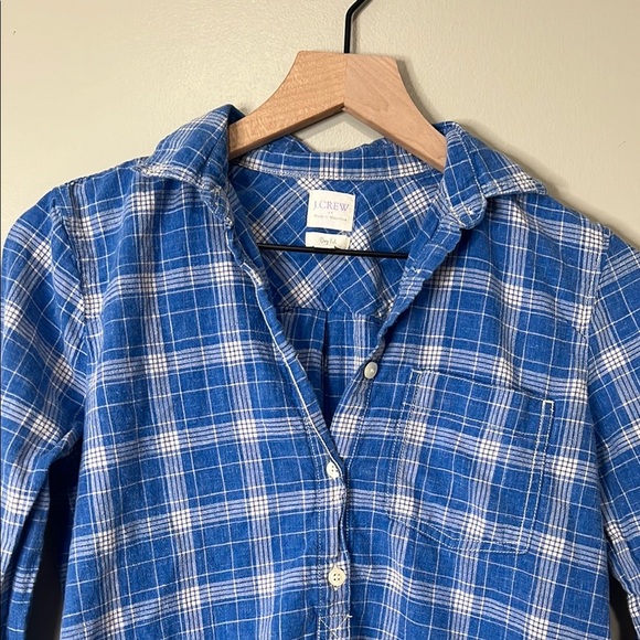J. Crew Boy Fit Half Button Down Blue and White Plaid Shirt Womens XXS - Picture 4 of 8